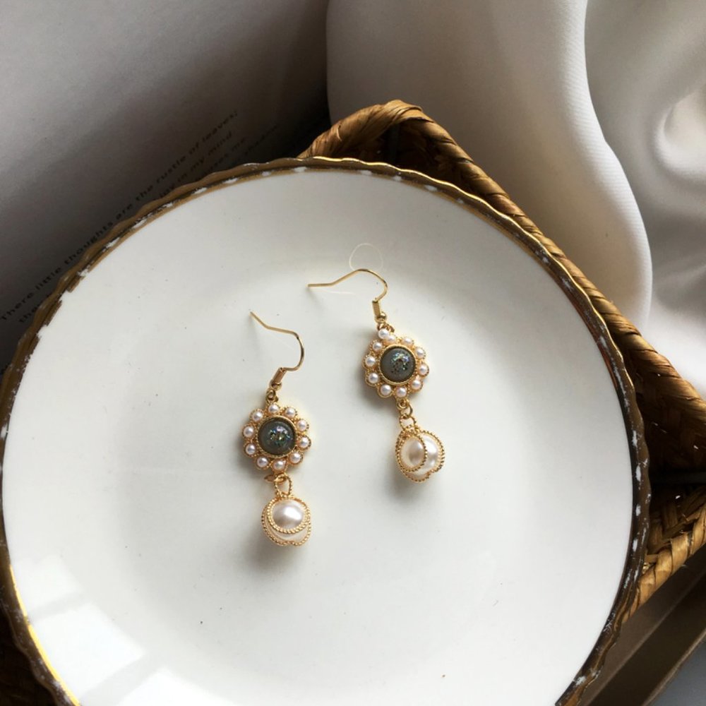 ❤️‍🔥𝕤𝕒𝕝𝕖❤️‍🔥 crystal baroque pearls earrings - Picture 9 of 13